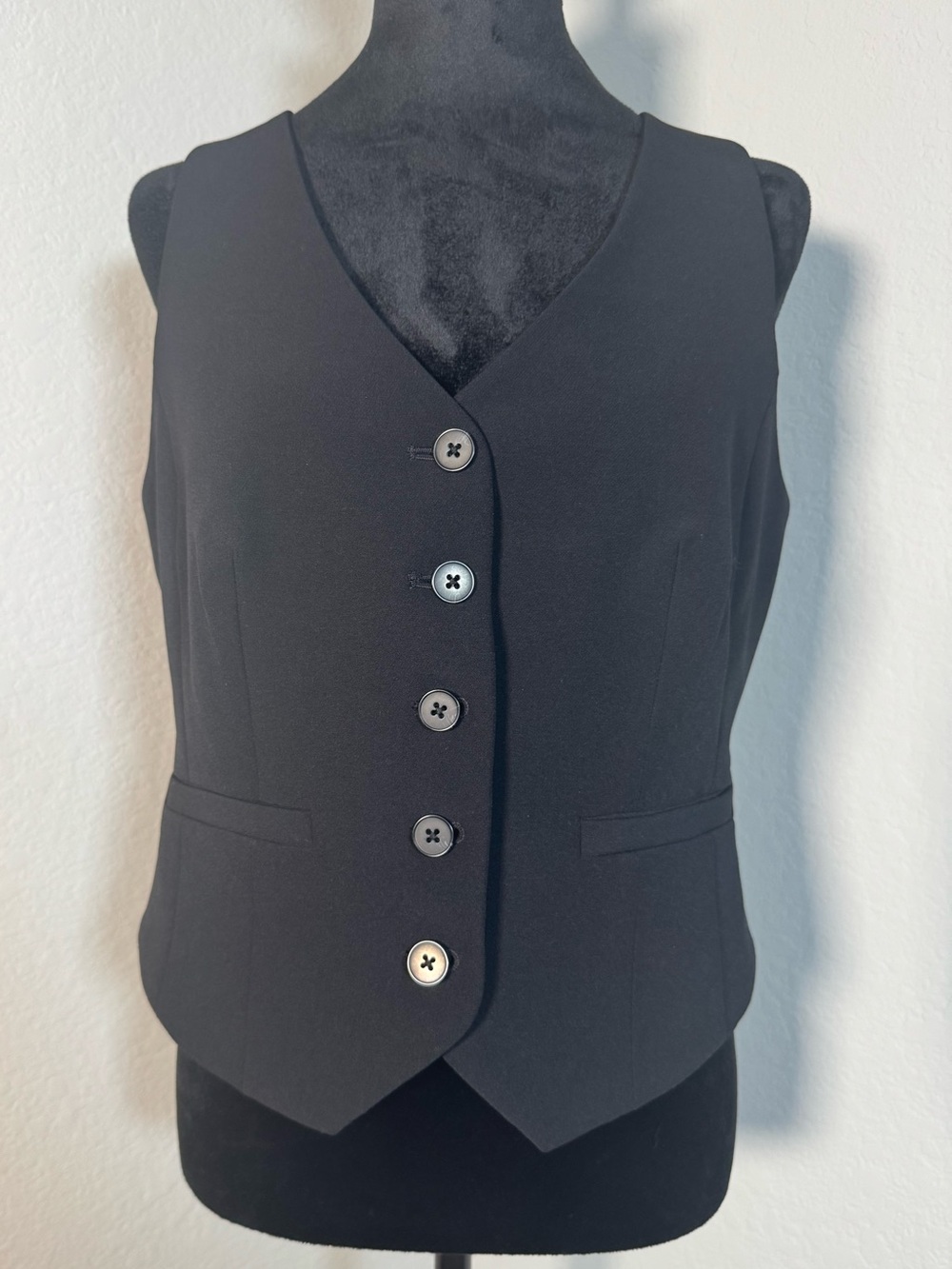 NWOT Express Editor Classic Black Button Vest size M - Timeless Tailored Layer